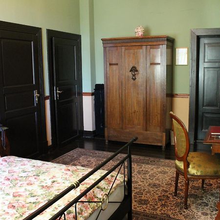 Gutshaus Kubbelkow Hotel Bergen Auf Rugen Room photo